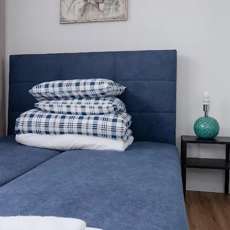 Apartament Miechowity 9 アパート *